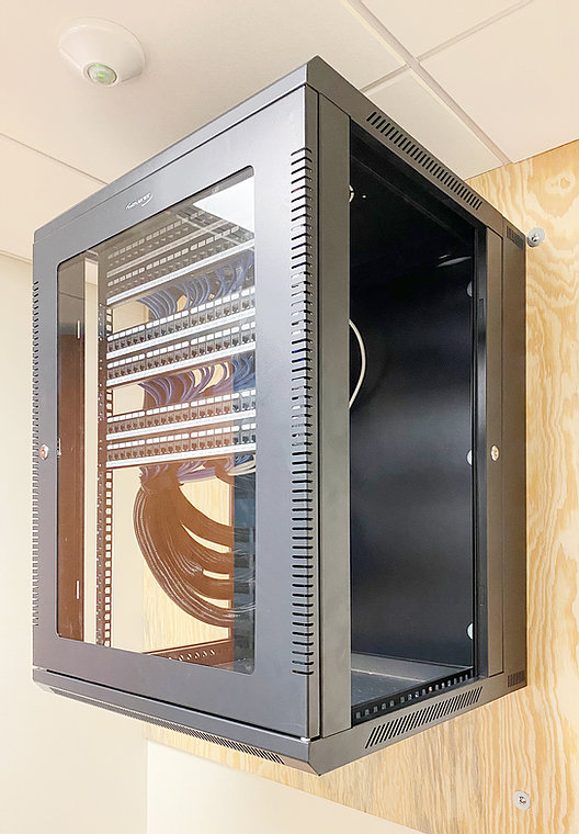 Panduit 18u Wall Mount Matttroy